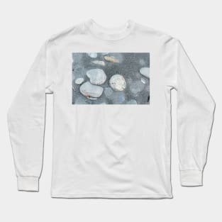 Stone scattered in sand on beach Long Sleeve T-Shirt